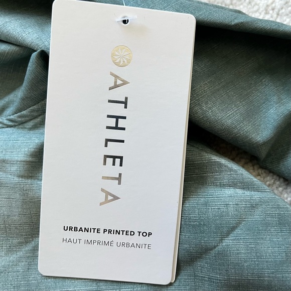 ATHLETA NWT URBANITE TOP SIZE LARGE SPORTY ACTIVE ATHLEISURE OUTDOORS - Picture 4 of 8